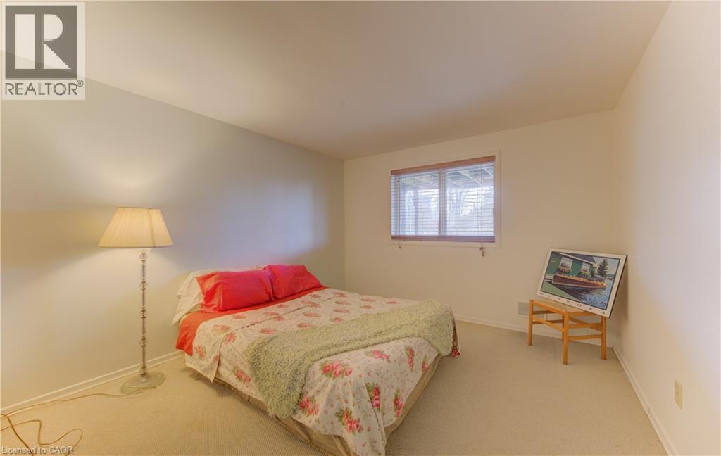 156 CANDLEWOOD Crescent thumbnail 32