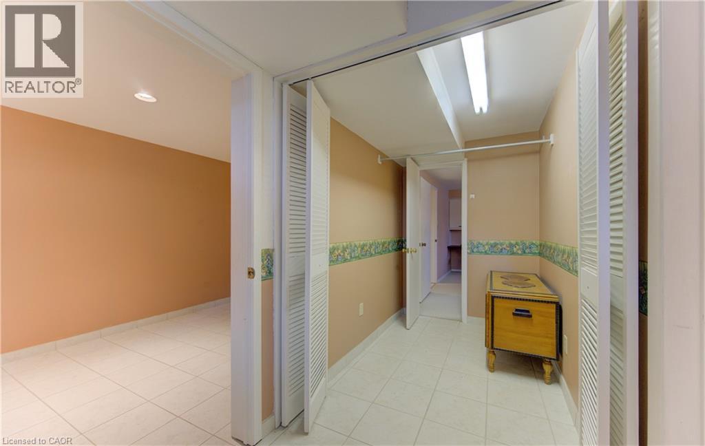 156 CANDLEWOOD Crescent thumbnail 33