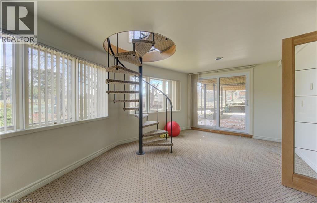 156 CANDLEWOOD Crescent thumbnail 36