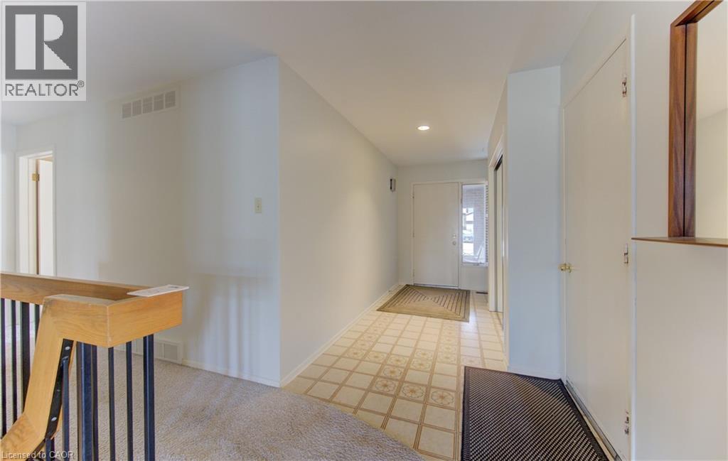 156 CANDLEWOOD Crescent thumbnail 6