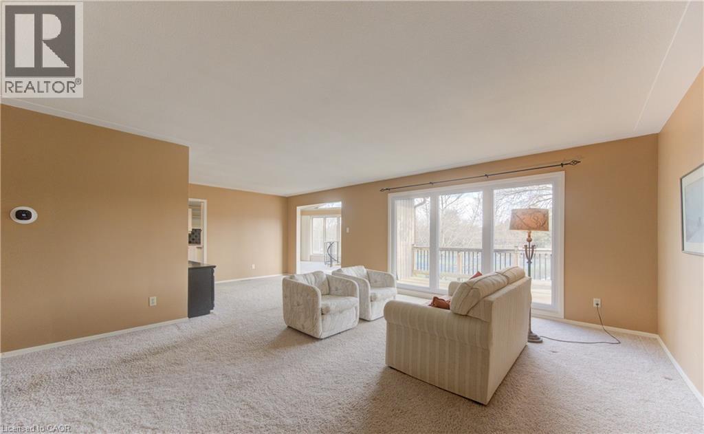 156 CANDLEWOOD Crescent thumbnail 8