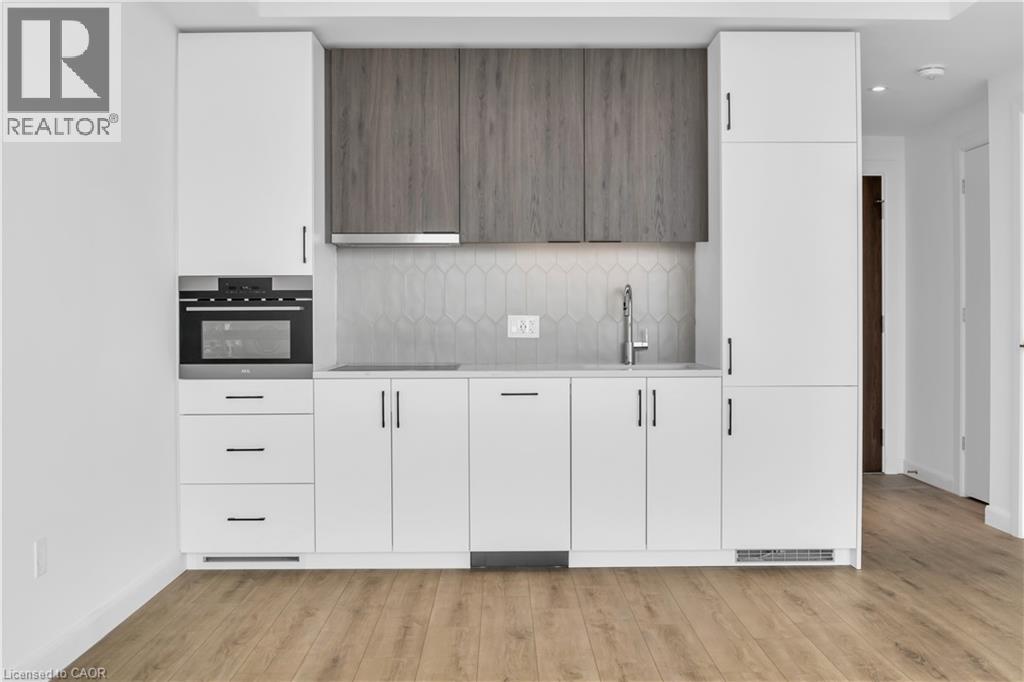 741 KING Street Unit# 1011 thumbnail 12