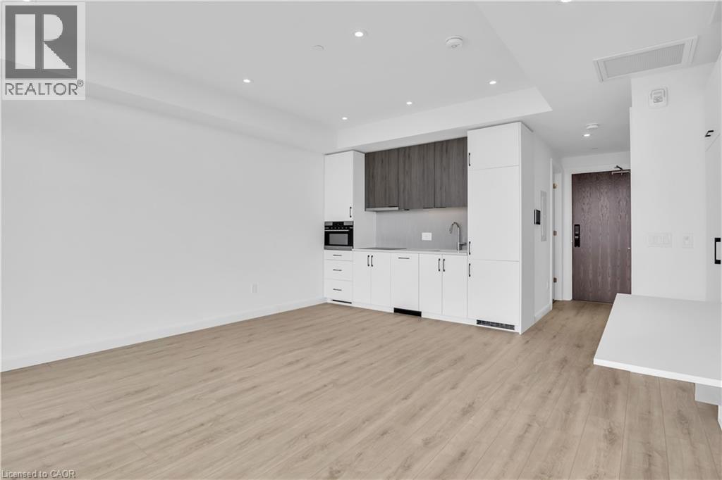 741 KING Street Unit# 1011 thumbnail 14