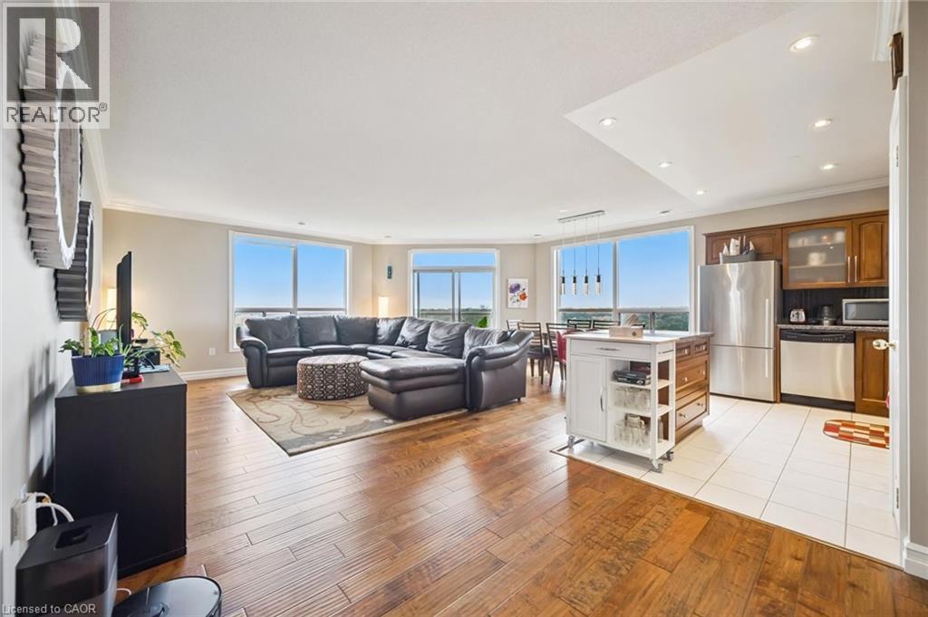 255 KEATS Way Unit# 1303 thumbnail 5