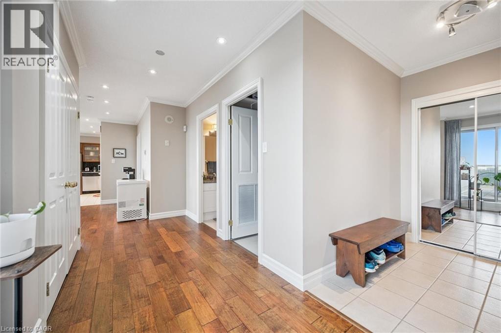 255 KEATS Way Unit# 1303 thumbnail 3