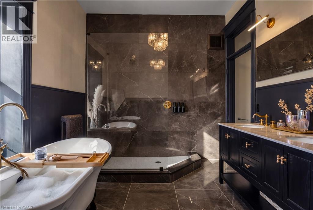 54 BRUCE Street thumbnail 26