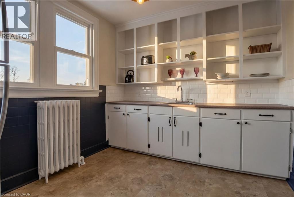 54 BRUCE Street thumbnail 34