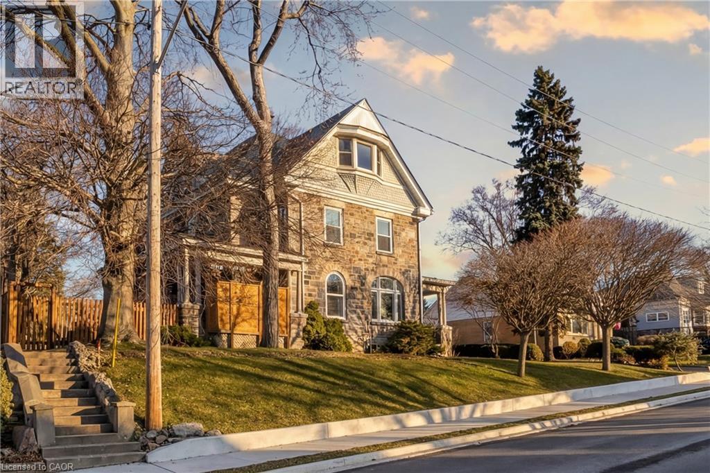 54 BRUCE Street thumbnail 47