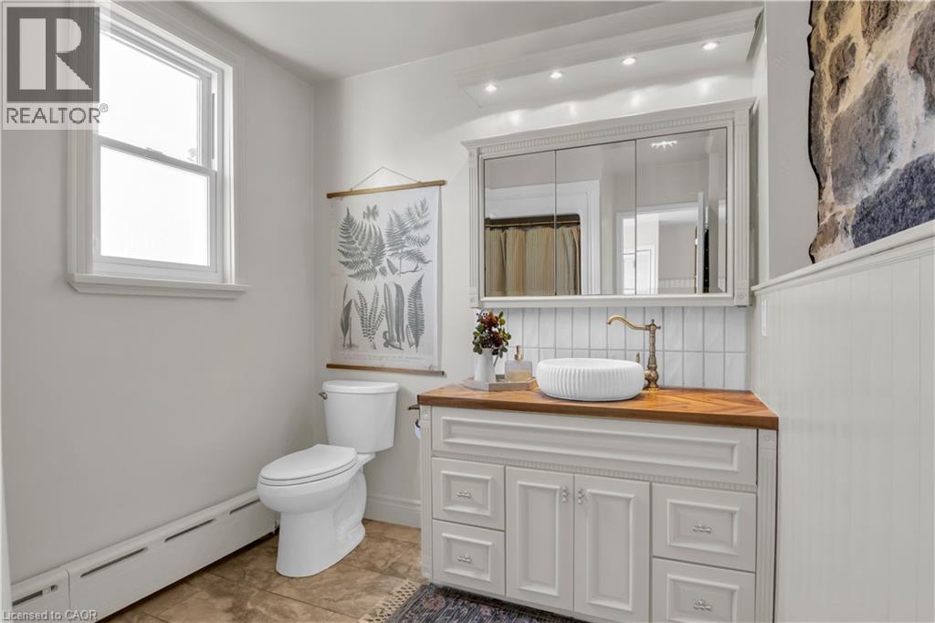 54 BRUCE Street thumbnail 9