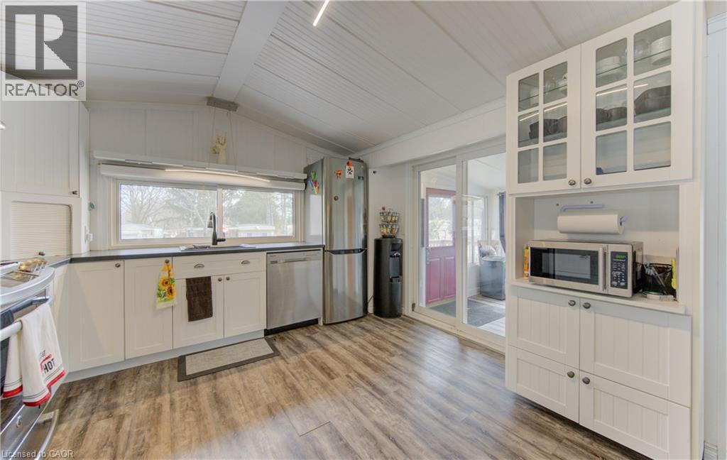 580 BEAVER CREEK Road Unit# 11 thumbnail 10