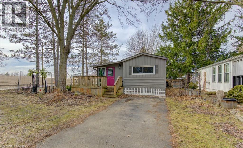 580 BEAVER CREEK Road Unit# 11 thumbnail 2