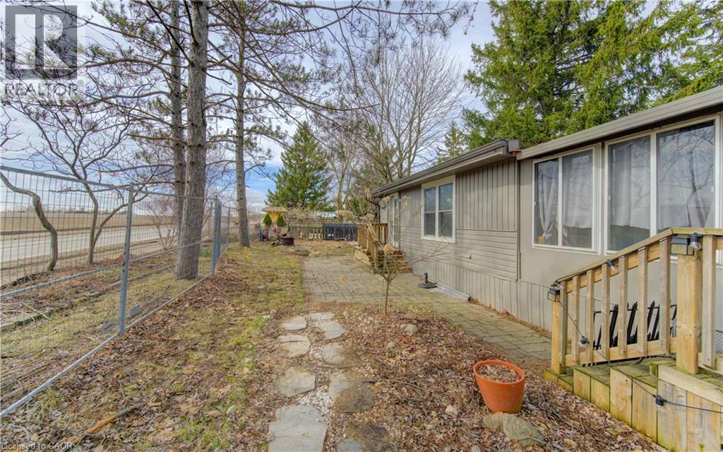 580 BEAVER CREEK Road Unit# 11 thumbnail 25