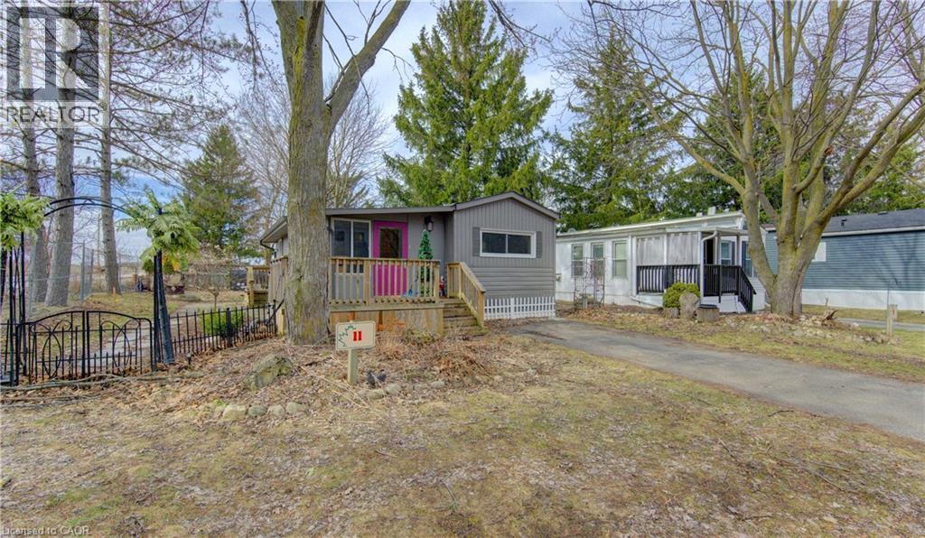 580 BEAVER CREEK Road Unit# 11 thumbnail 3