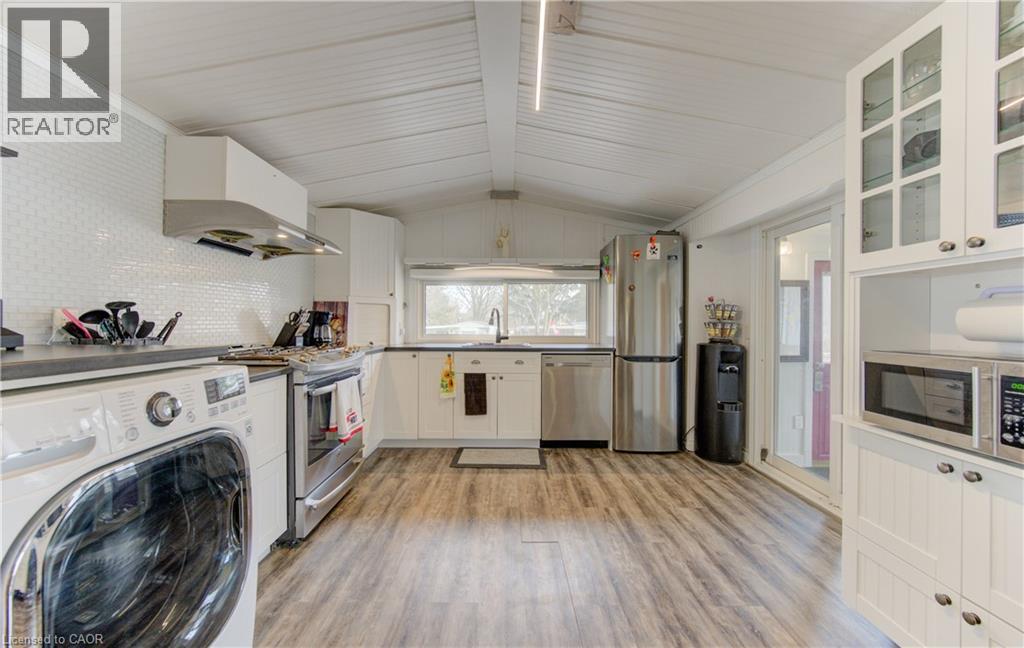 580 BEAVER CREEK Road Unit# 11 thumbnail 9