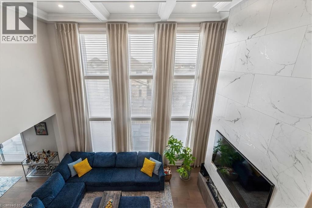 570 BRIDGEMILL Crescent thumbnail 21