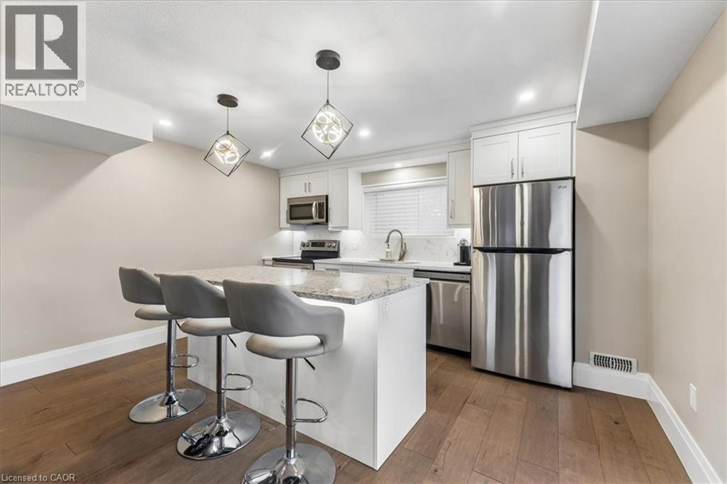 570 BRIDGEMILL Crescent thumbnail 38