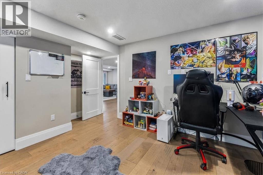 570 BRIDGEMILL Crescent thumbnail 43