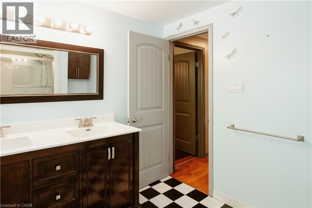 642 CEDARGROVE Place thumbnail 28