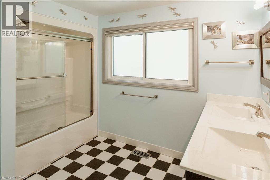 642 CEDARGROVE Place thumbnail 30