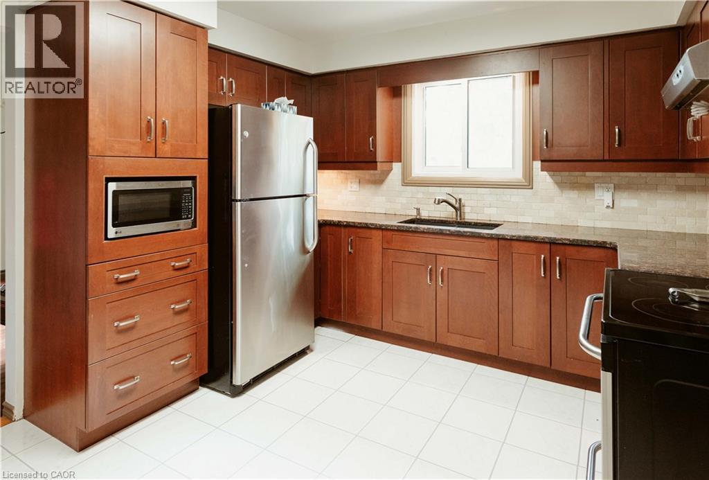 642 CEDARGROVE Place thumbnail 5