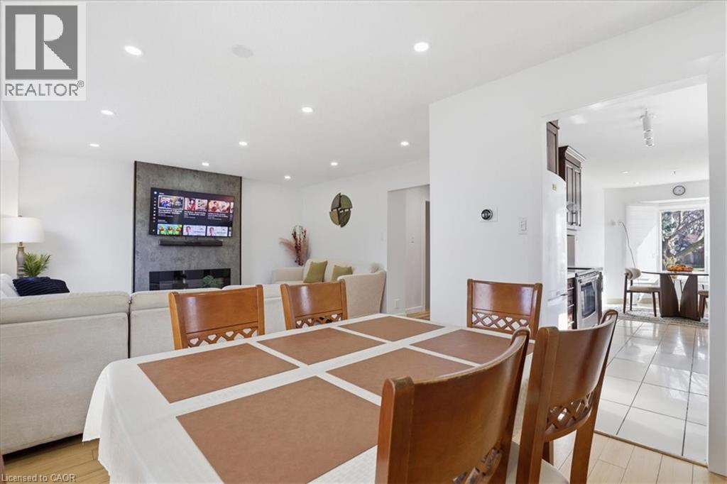 9 HOLM Street thumbnail 10