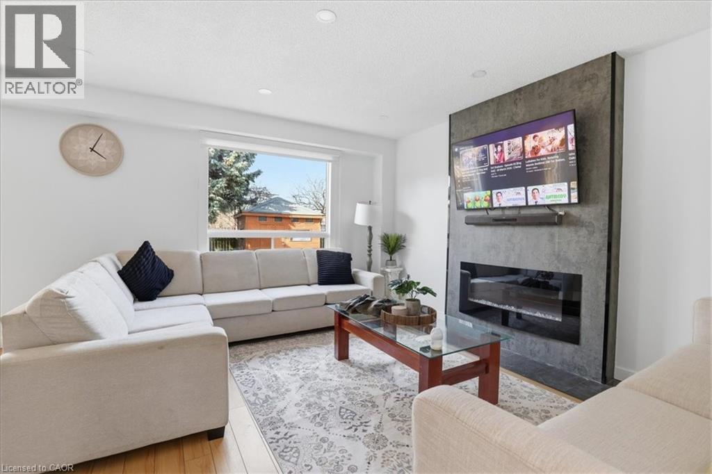 9 HOLM Street thumbnail 11