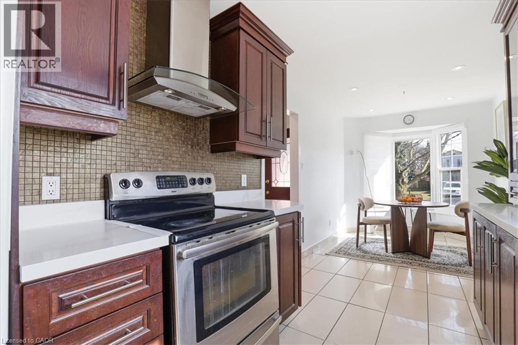 9 HOLM Street thumbnail 5