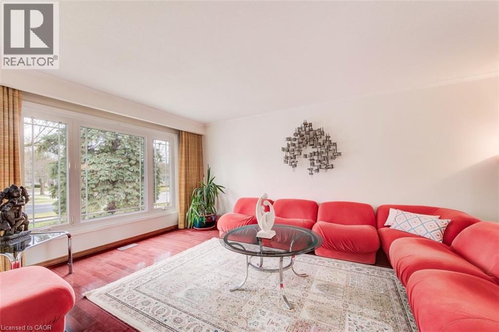 2 BLUE SPRUCE Court thumbnail 10