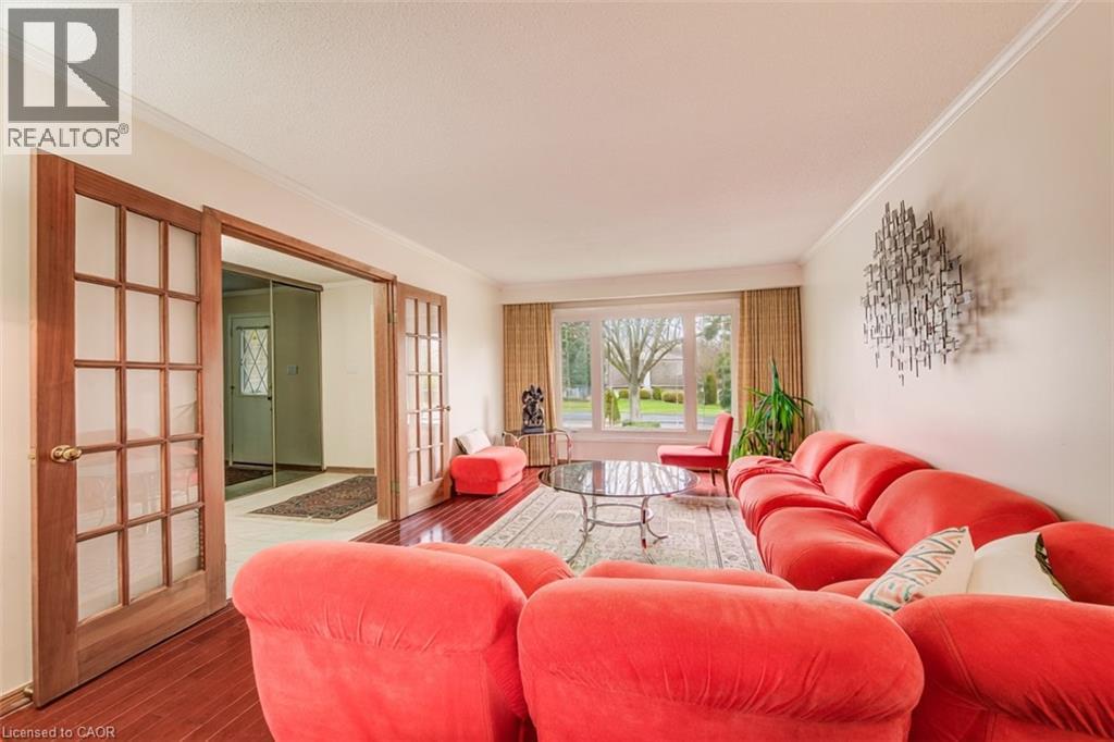 2 BLUE SPRUCE Court thumbnail 11