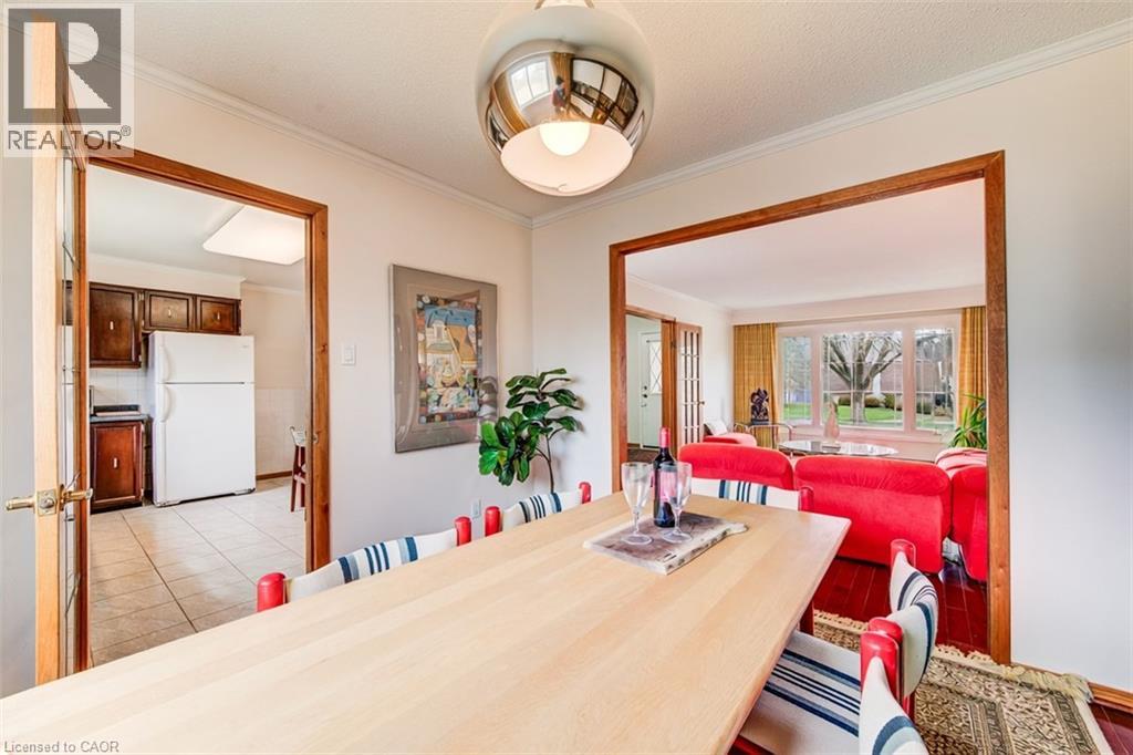 2 BLUE SPRUCE Court thumbnail 14