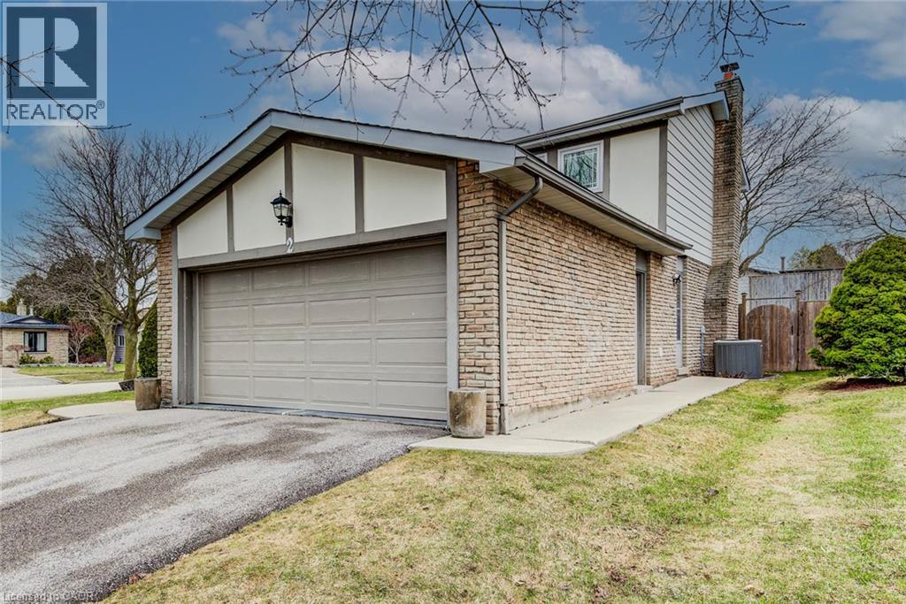 2 BLUE SPRUCE Court thumbnail 2