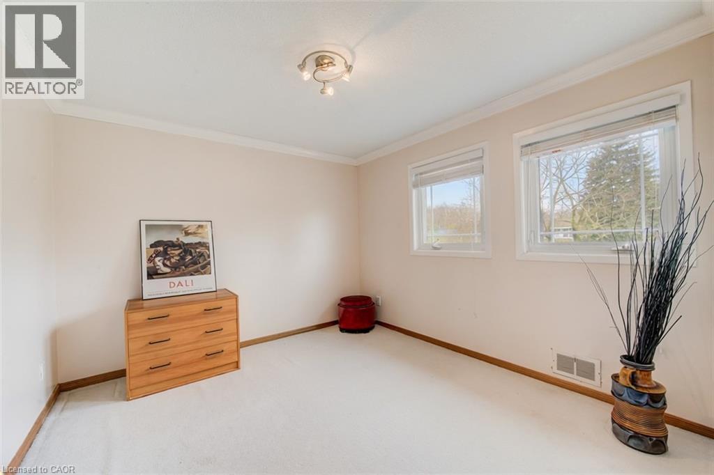 2 BLUE SPRUCE Court thumbnail 39