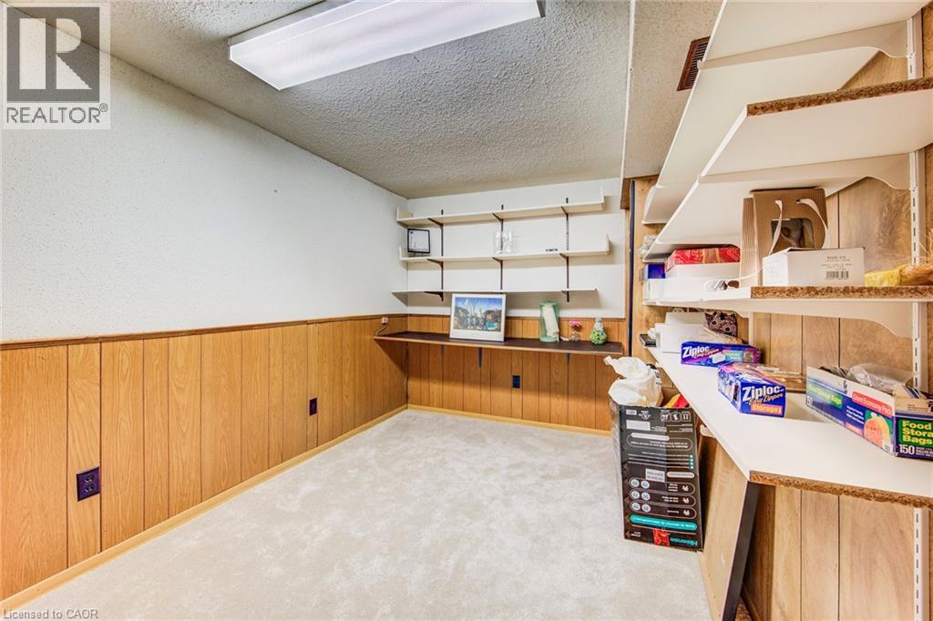 2 BLUE SPRUCE Court thumbnail 47