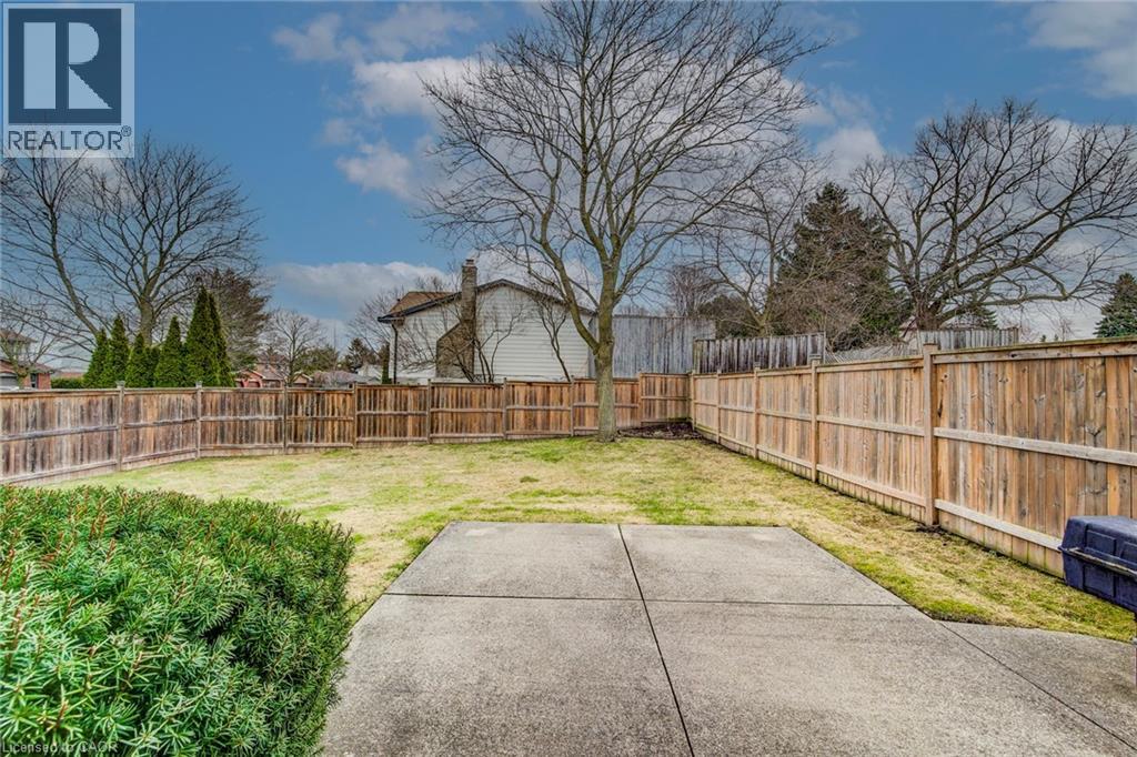 2 BLUE SPRUCE Court thumbnail 48