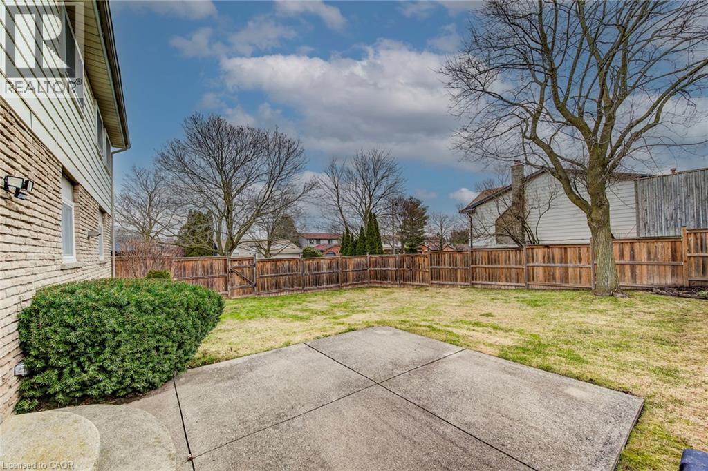 2 BLUE SPRUCE Court thumbnail 49