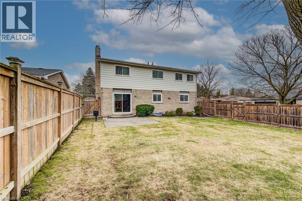 2 BLUE SPRUCE Court thumbnail 50