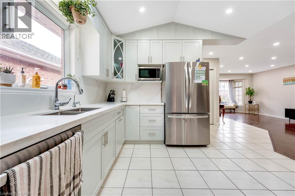 183 BUSH CLOVER Crescent thumbnail 10