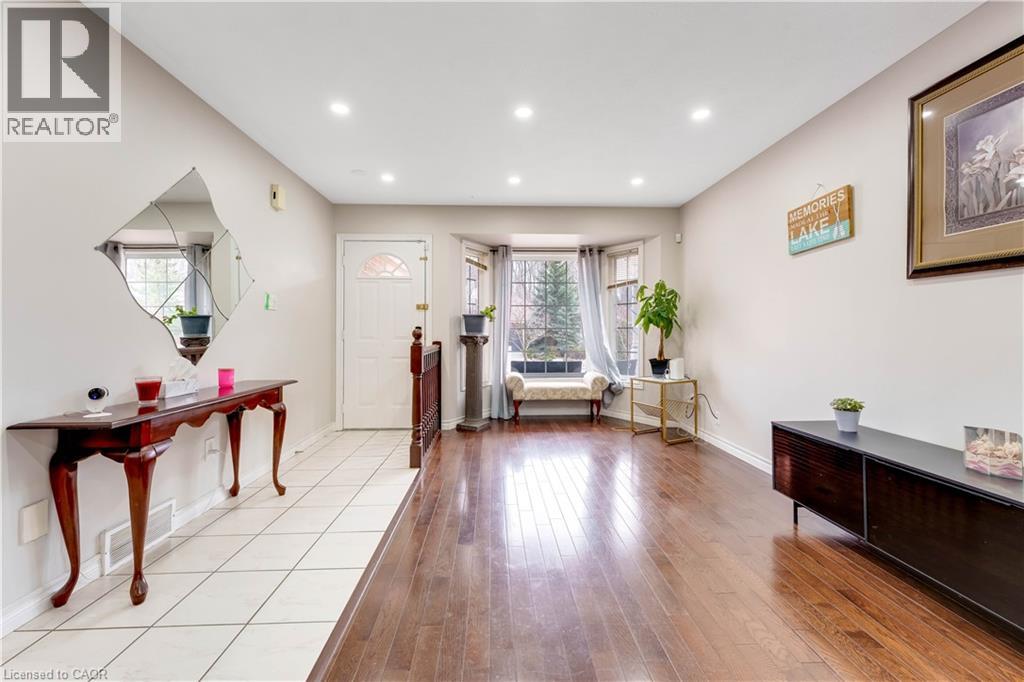 183 BUSH CLOVER Crescent thumbnail 4