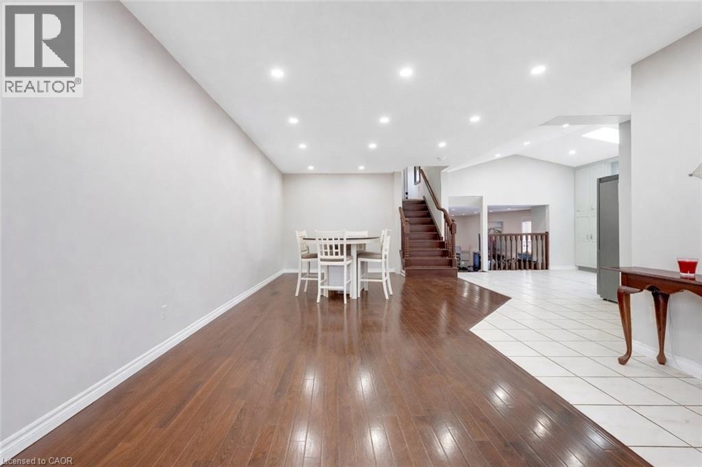 183 BUSH CLOVER Crescent thumbnail 5