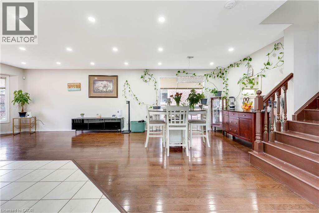 183 BUSH CLOVER Crescent thumbnail 7