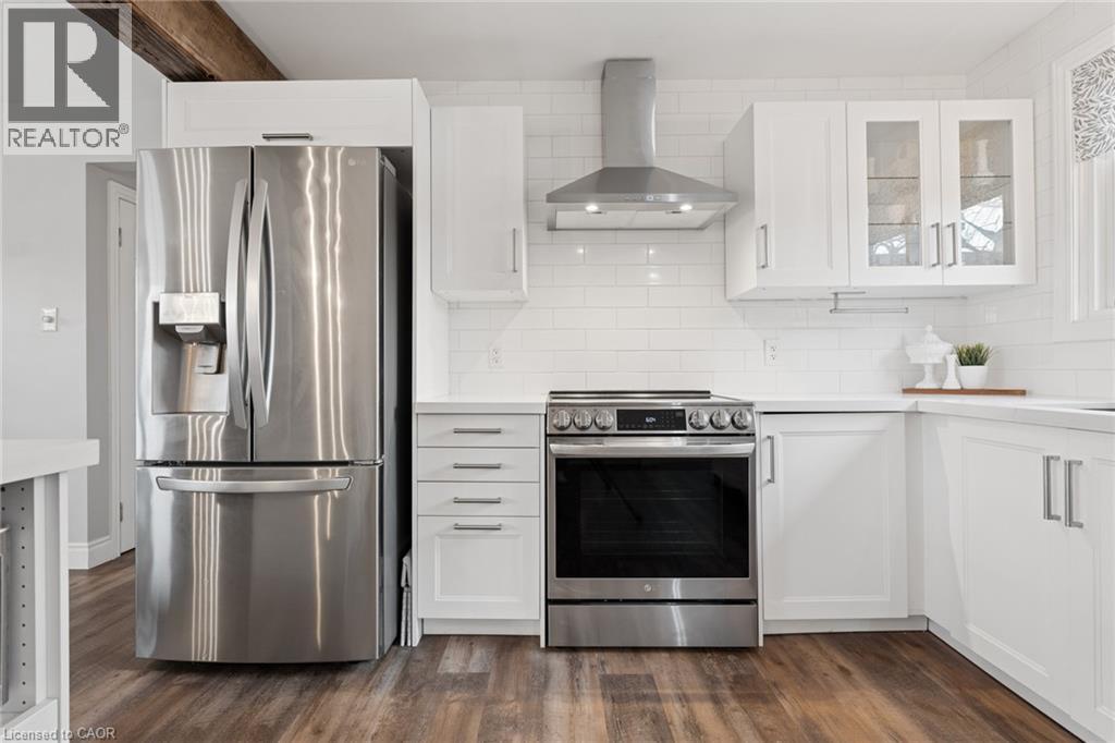 137 DONALD Street thumbnail 12