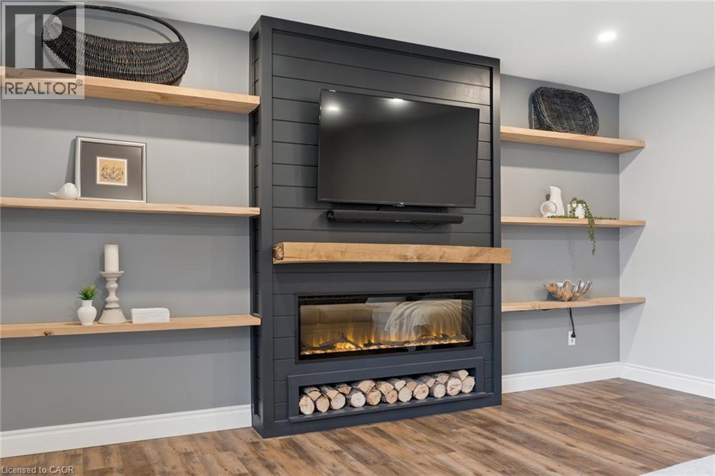 137 DONALD Street thumbnail 23