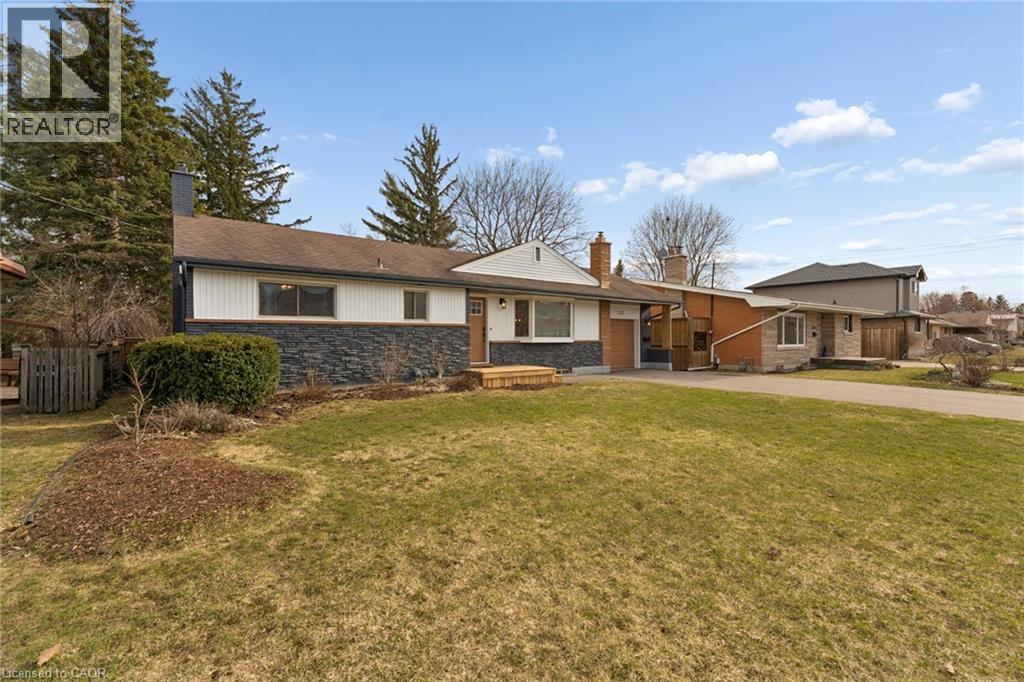 137 DONALD Street thumbnail 5