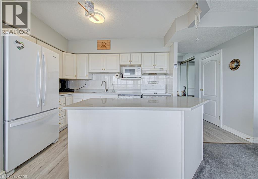 688 PRESTON Parkway Unit# 702 thumbnail 31