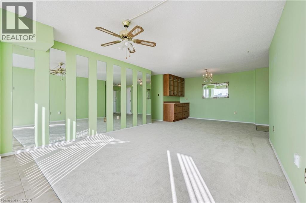 55 BLUE SPRINGS Drive Unit# 612 thumbnail 10