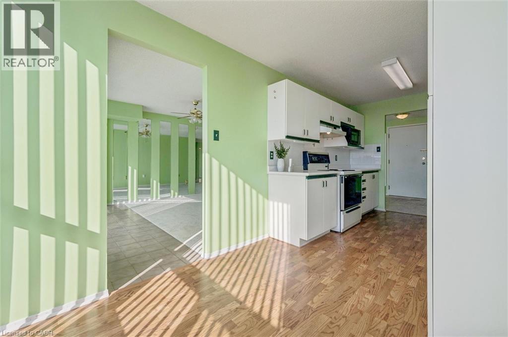 55 BLUE SPRINGS Drive Unit# 612 thumbnail 15