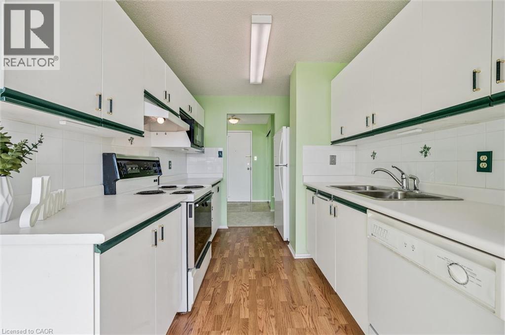 55 BLUE SPRINGS Drive Unit# 612 thumbnail 16