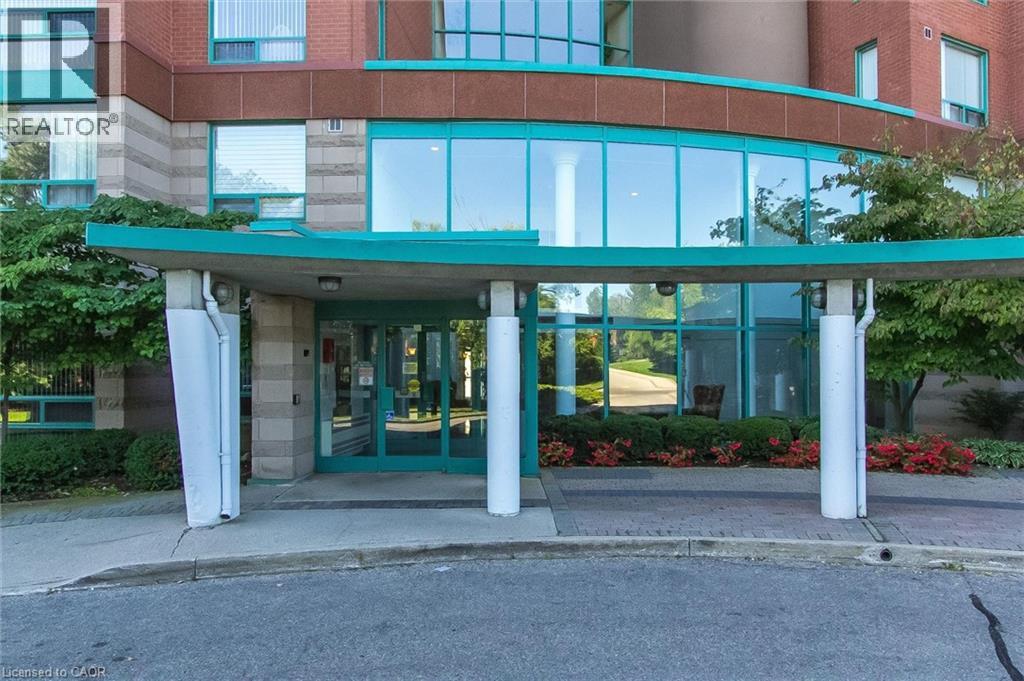 55 BLUE SPRINGS Drive Unit# 612 thumbnail 5