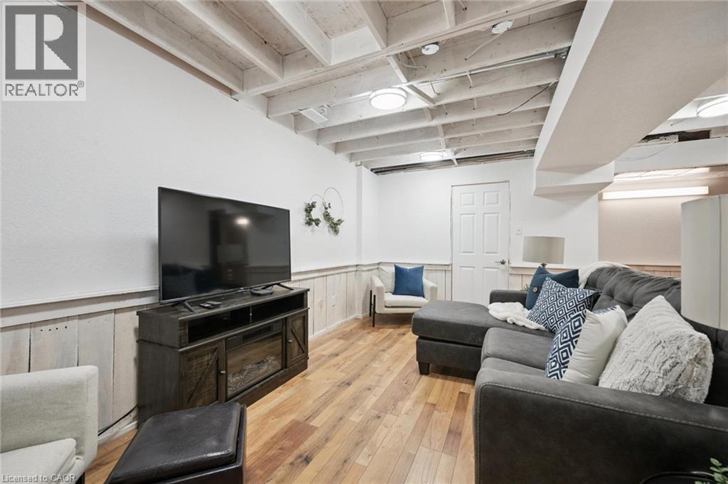 98 OLD MAPLE Lane thumbnail 34