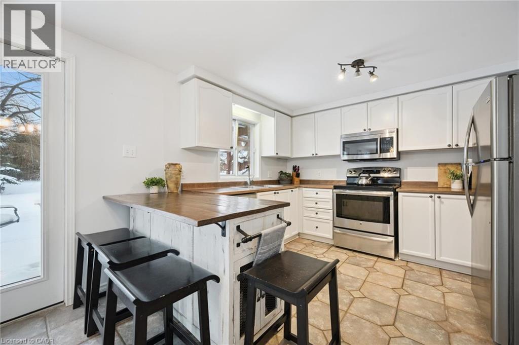 98 OLD MAPLE Lane thumbnail 18